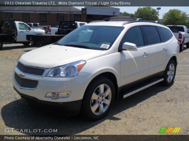 2011 Chevrolet Traverse LTZ in White Diamond Tricoat