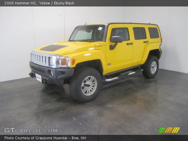2006 Hummer H3  in Yellow