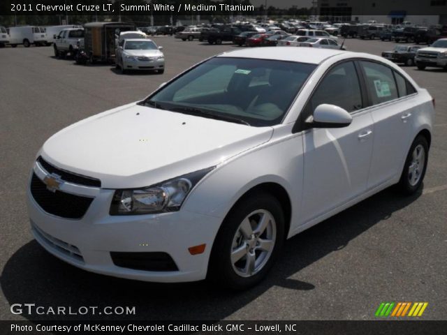 2011 Chevrolet Cruze LT in Summit White