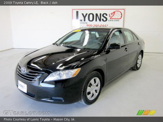 2009 Toyota Camry LE in Black