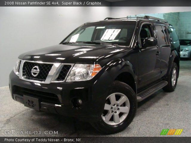 2008 Nissan Pathfinder SE 4x4 in Super Black