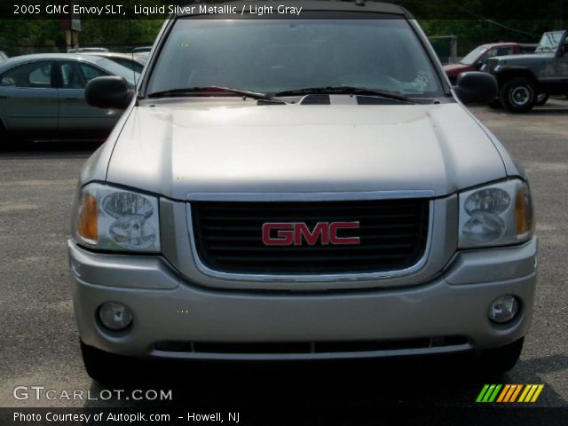 2005 GMC Envoy SLT in Liquid Silver Metallic