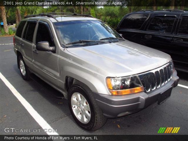 2001 Jeep Grand Cherokee Laredo 4x4 in Silverstone Metallic