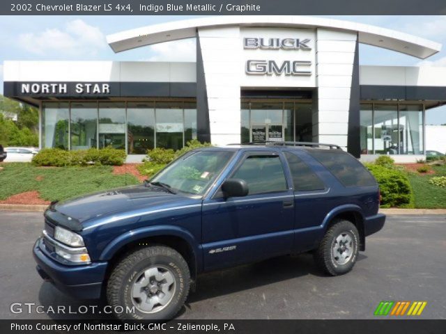 2002 Chevrolet Blazer LS 4x4 in Indigo Blue Metallic