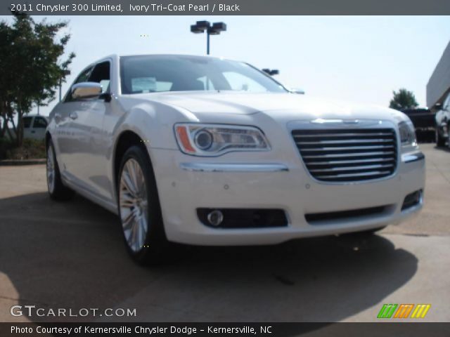 2011 Chrysler 300 Limited in Ivory Tri-Coat Pearl