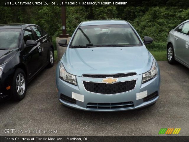 2011 Chevrolet Cruze LS in Ice Blue Metallic