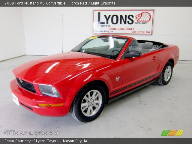 2009 Ford Mustang V6 Convertible in Torch Red