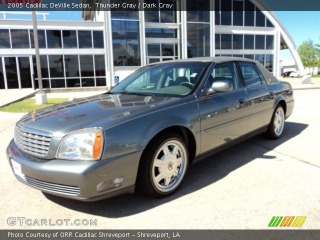 2005 Cadillac DeVille Sedan in Thunder Gray