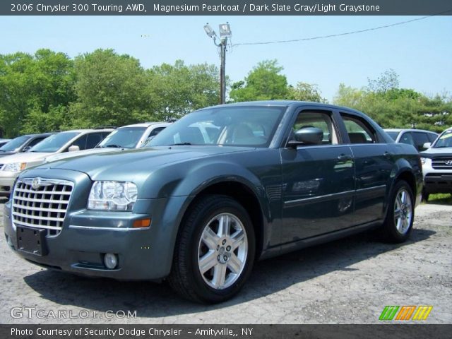 2006 Chrysler 300 Touring AWD in Magnesium Pearlcoat