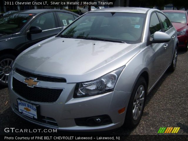 2011 Chevrolet Cruze LT in Silver Ice Metallic