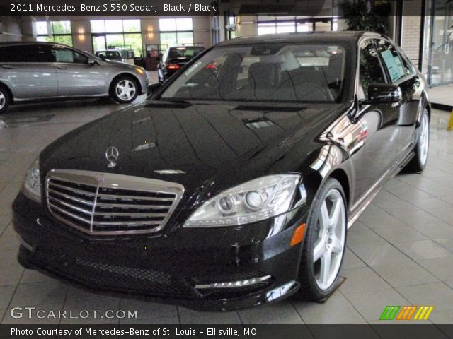2011 Mercedes-Benz S 550 Sedan in Black