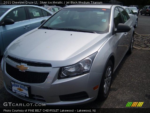 2011 Chevrolet Cruze LS in Silver Ice Metallic
