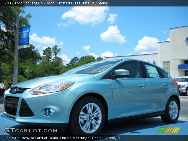 2012 Ford Focus SEL 5-Door in Frosted Glass Metallic