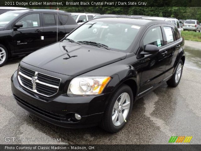 2011 Dodge Caliber Mainstreet in Brilliant Black Crystal Pearl