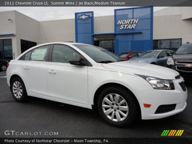 2011 Chevrolet Cruze LS in Summit White