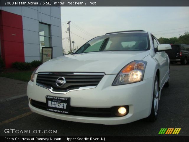 2008 Nissan Altima 3.5 SE in Winter Frost Pearl