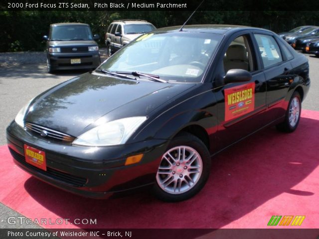 2000 Ford Focus ZTS Sedan in Pitch Black