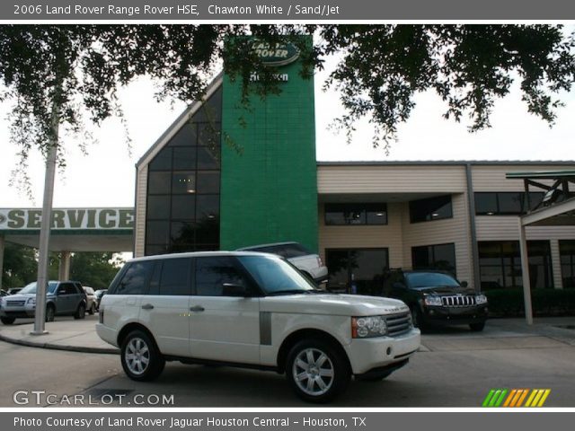 2006 Land Rover Range Rover HSE in Chawton White