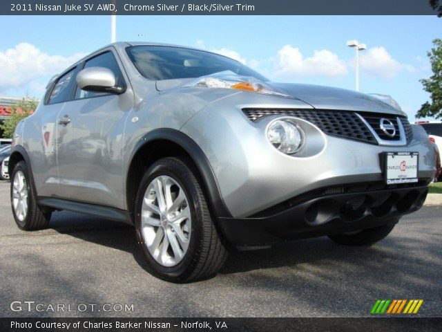 2011 Nissan Juke SV AWD in Chrome Silver