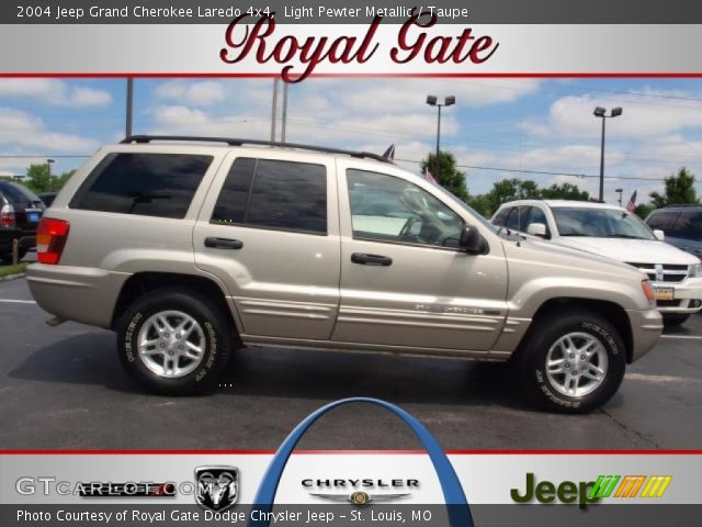 2004 Jeep Grand Cherokee Laredo 4x4 in Light Pewter Metallic