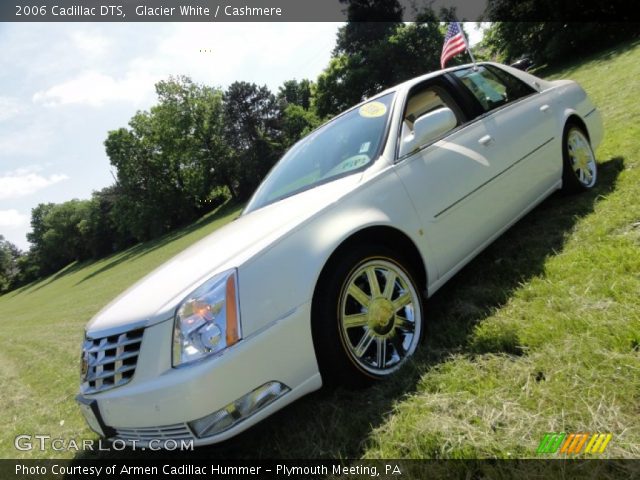2006 Cadillac DTS  in Glacier White