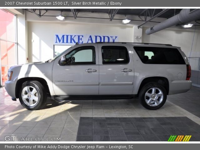 2007 Chevrolet Suburban 1500 LT in Silver Birch Metallic