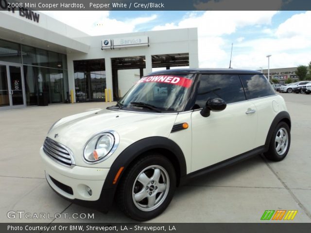 2008 Mini Cooper Hardtop in Pepper White