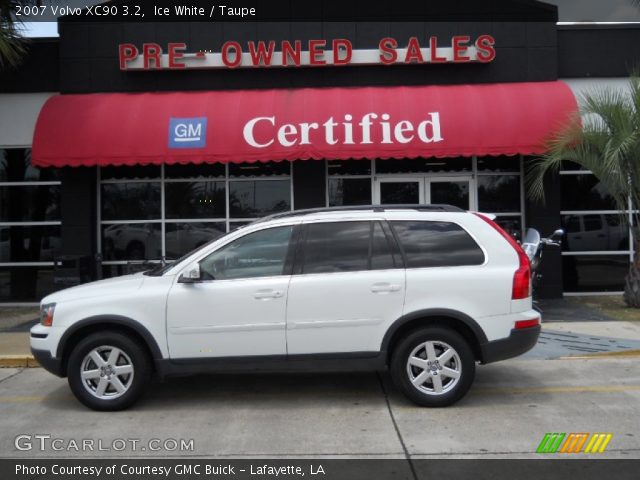 2007 Volvo XC90 3.2 in Ice White