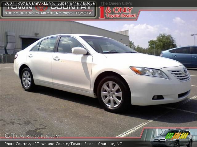 2007 Toyota Camry XLE V6 in Super White