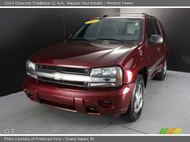 2004 Chevrolet TrailBlazer LS 4x4 in Majestic Red Metallic