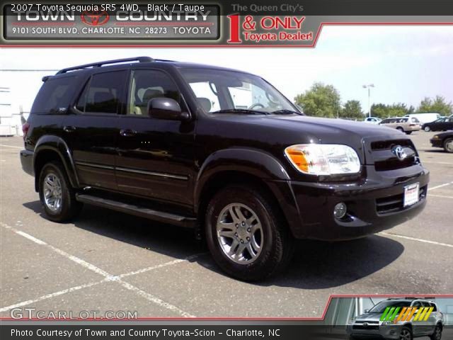 2007 Toyota Sequoia SR5 4WD in Black