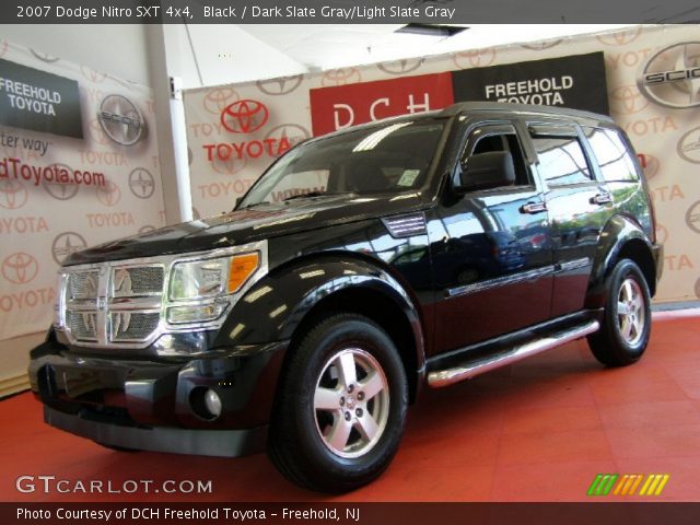2007 Dodge Nitro SXT 4x4 in Black