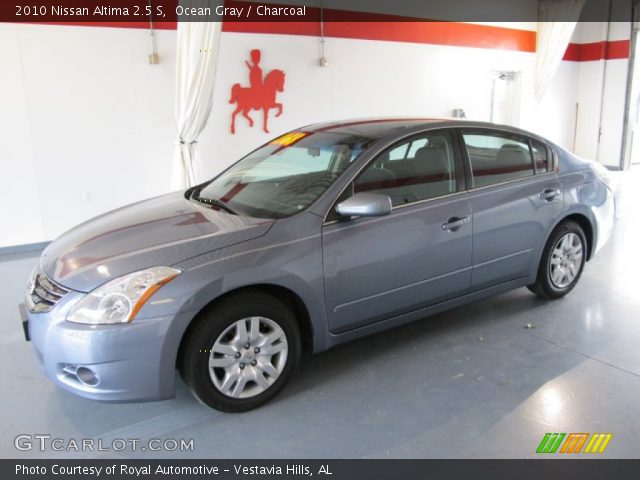 2010 Nissan Altima 2.5 S in Ocean Gray