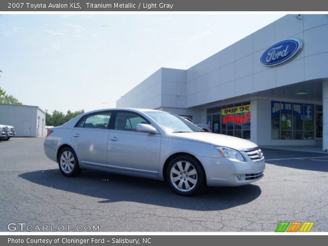 2007 Toyota Avalon XLS in Titanium Metallic