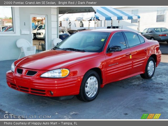 2000 Pontiac Grand Am SE Sedan in Bright Red