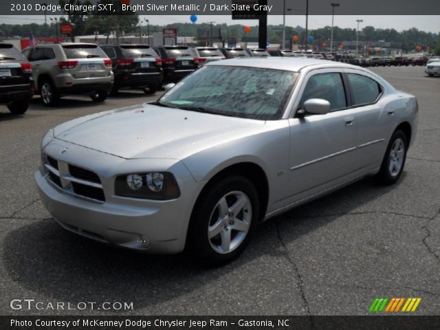 2010 Dodge Charger SXT in Bright Silver Metallic