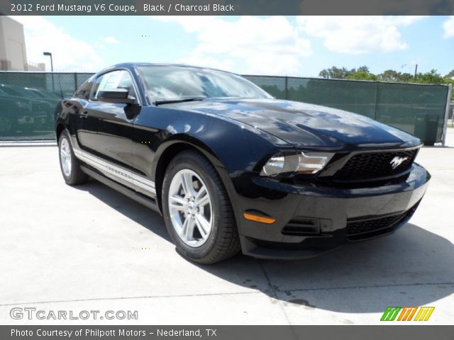 2012 Ford Mustang V6 Coupe in Black
