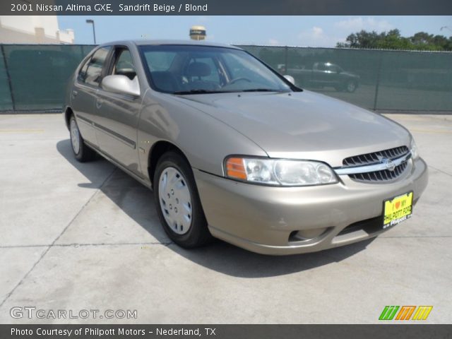 2001 Nissan Altima GXE in Sandrift Beige