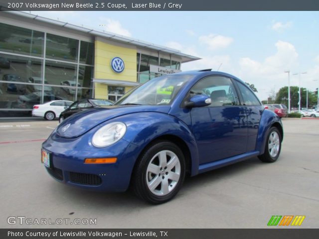 2007 Volkswagen New Beetle 2.5 Coupe in Laser Blue