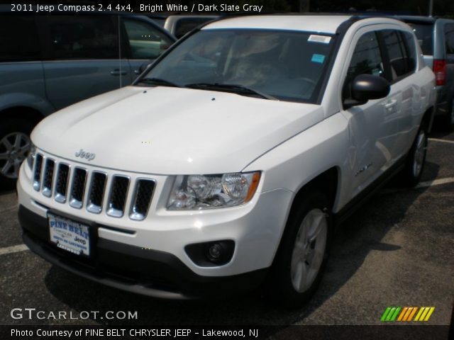 2011 Jeep Compass 2.4 4x4 in Bright White