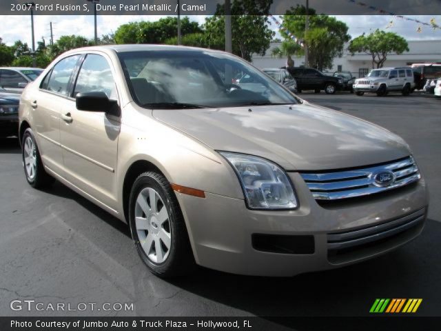 2007 Ford Fusion S in Dune Pearl Metallic