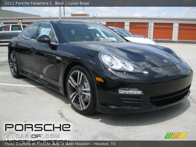 2011 Porsche Panamera S in Black