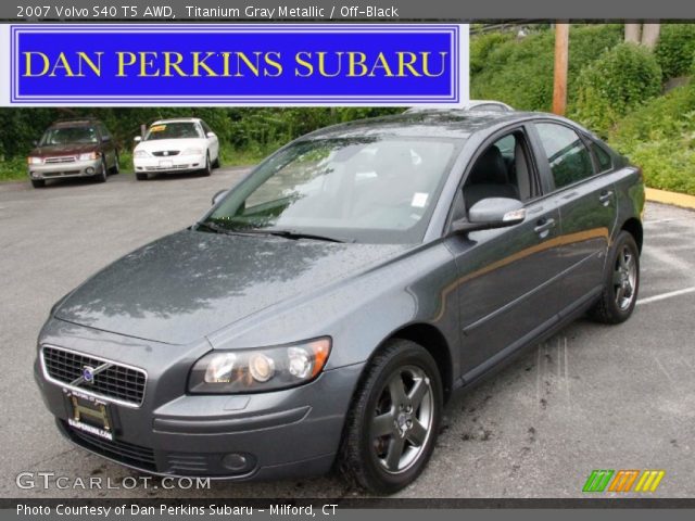 2007 Volvo S40 T5 AWD in Titanium Gray Metallic