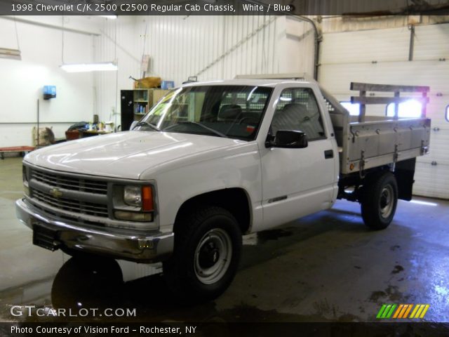 1998 Chevrolet C/K 2500 C2500 Regular Cab Chassis in White