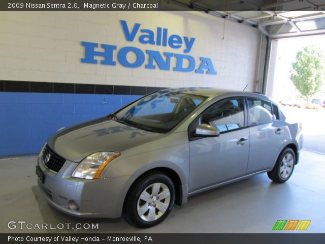 2009 Nissan Sentra 2.0 in Magnetic Gray