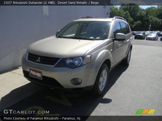 2007 Mitsubishi Outlander LS 4WD in Desert Sand Metallic