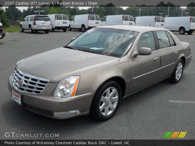 2007 Cadillac DTS Luxury II in Radiant Bronze
