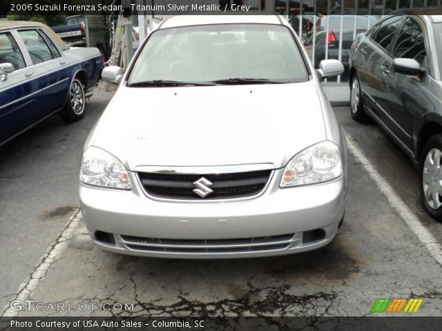 2006 Suzuki Forenza Sedan in Titanuim Silver Metallic