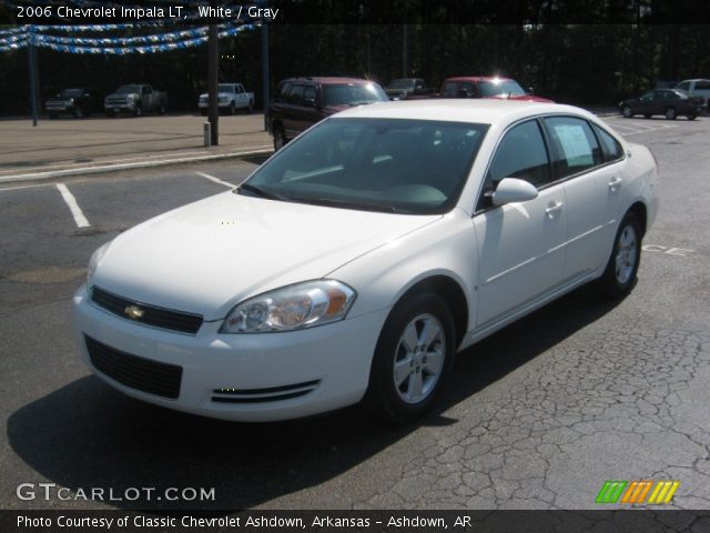 2006 Chevrolet Impala LT in White