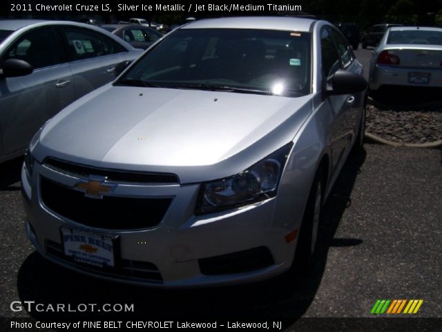 2011 Chevrolet Cruze LS in Silver Ice Metallic